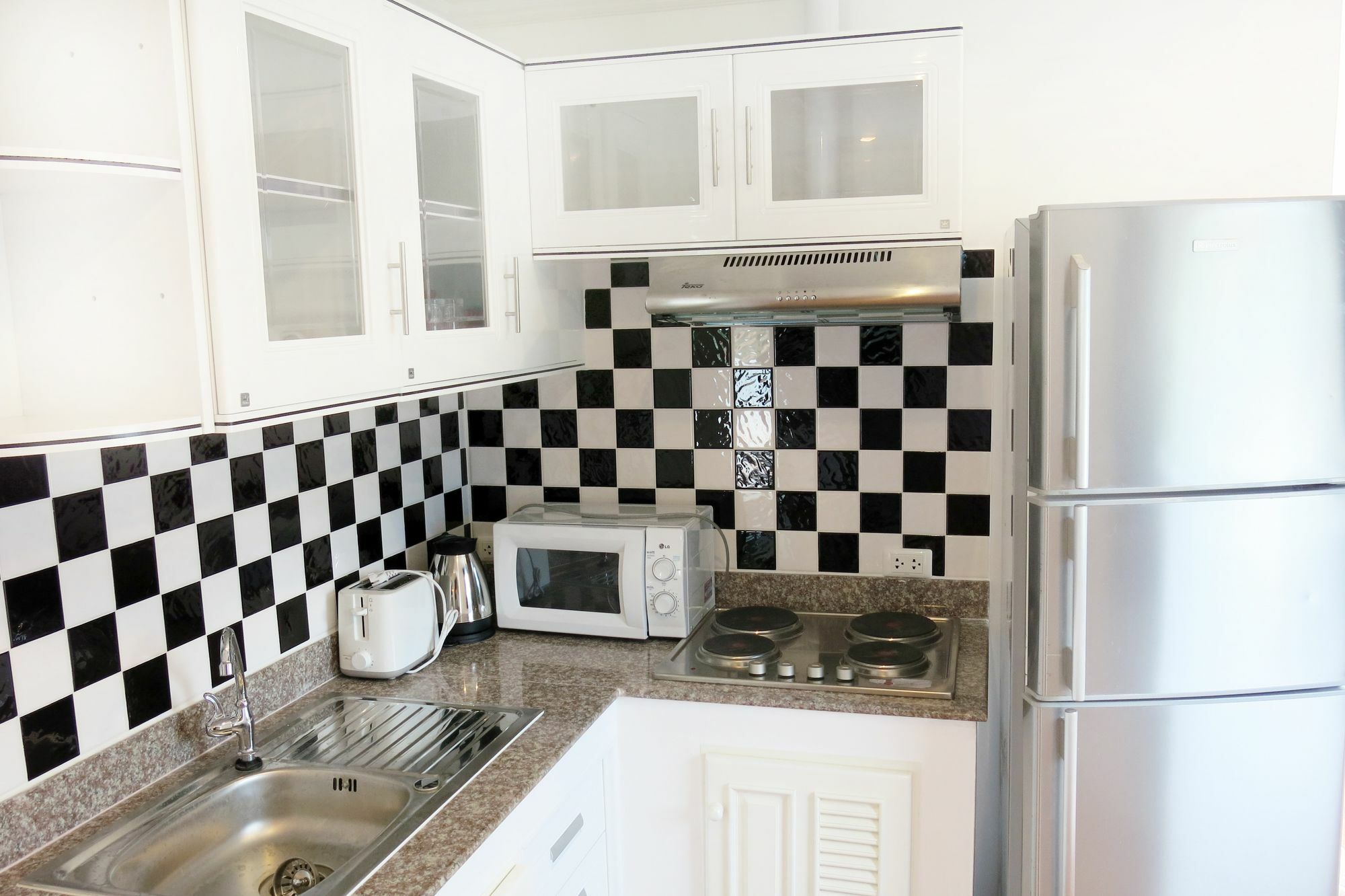 Orchid Kathu Heights Service Apartments Exterior photo
